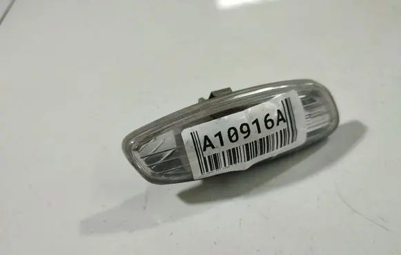 Peugeot 207 Front fender indicator light 
