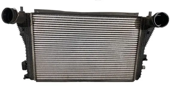 Volkswagen Golf Plus Intercooler radiator 1K0145803M