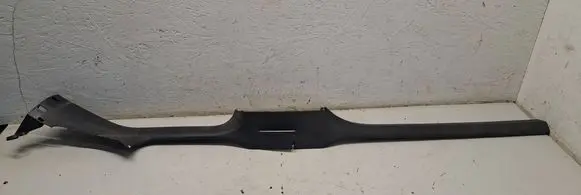 Volkswagen Jetta V Front sill trim cover 1K5853371