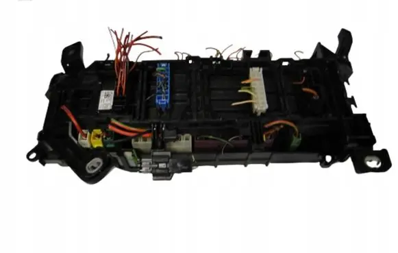Mercedes-Benz GLA W156 X156 Relay mounting block A2469066600