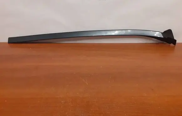 Mercedes-Benz E W212 Windshield trim A2126900982