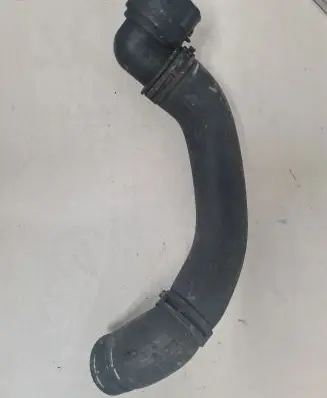 Opel Insignia A Engine coolant pipe/hose 95184807