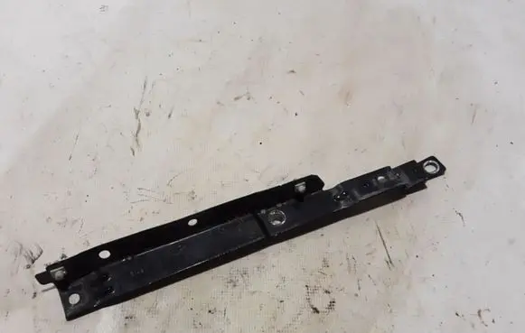 Renault Talisman Fender mounting bracket 631434002R