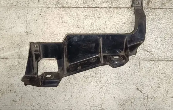 Headlight/headlamp mounting bracket