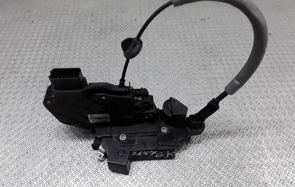 Volvo XC60 Rear door lock 30799329