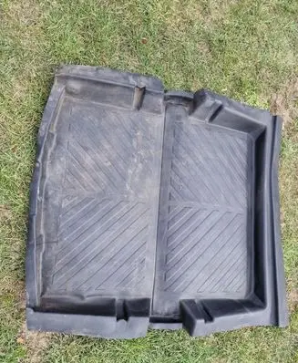 Chrysler 300 - 300C Rubber trunk/boot mat liner 05000033