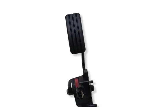 Renault Clio III Accelerator throttle pedal 8200297335