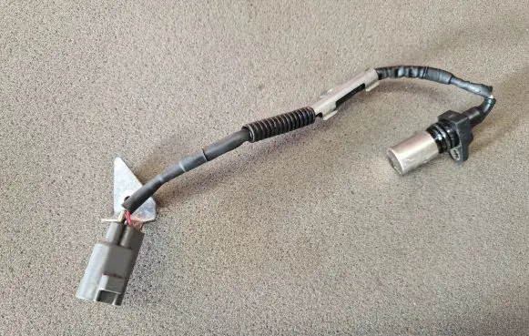 Toyota RAV 4 (XA30) Crankshaft speed sensor 