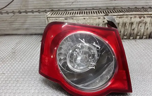 Volkswagen PASSAT B6 Rear/tail lights 3C5945095C
