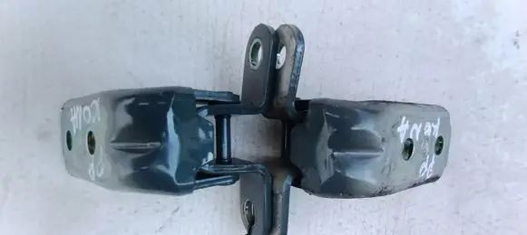 Front door hinge set
