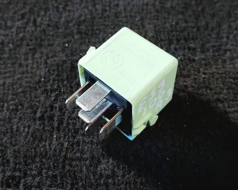 BMW 5 E39 Other relay V23134K59X312 6136 8373700