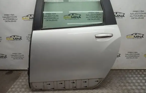 Dacia Lodgy Rear door