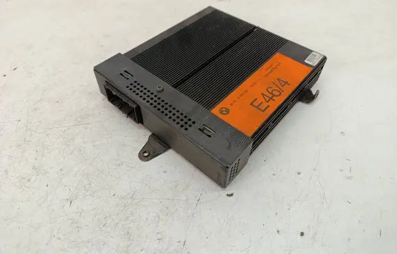 BMW 3 E46 Sound amplifier 8368253