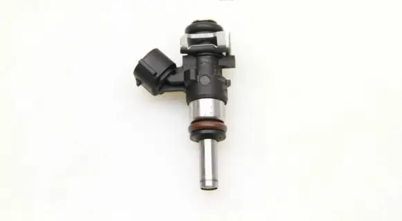 Audi Q3 8U Fuel injector 06L906031A
