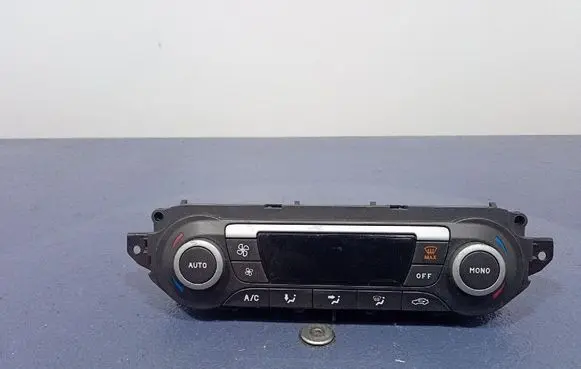 Ford Focus C-MAX Climate control unit 7M5T18C612AC
