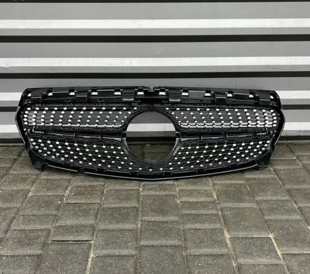Mercedes-Benz CLA C117 X117 W117 ACC Distronic radar sensor grill/trim A1178880600