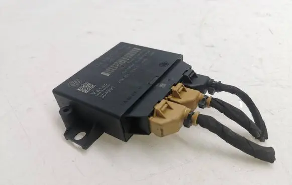 Volkswagen PASSAT CC Parking PDC control unit/module 3AA919475H