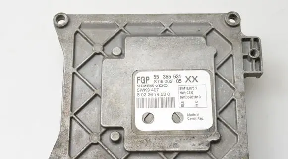 Opel Vectra C Engine control unit/module 55355631
