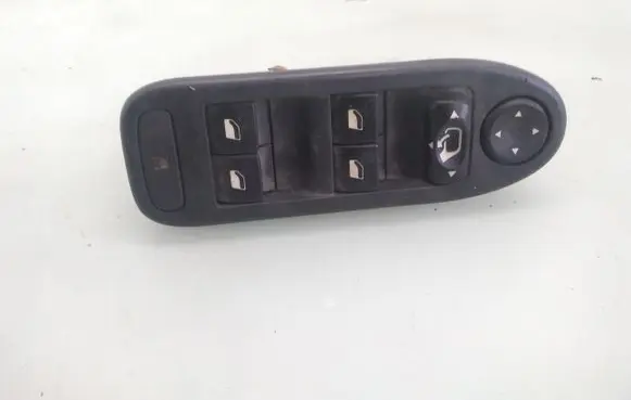 Citroen C5 Electric window control switch