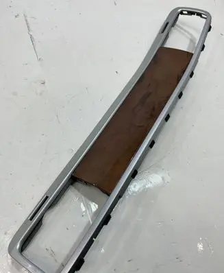 Volkswagen Touareg I Centre console side trim front 7P1857226|8989794651348