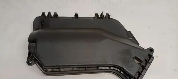 Audi A4 S4 B8 8K Fuse box cover 8K2907613
