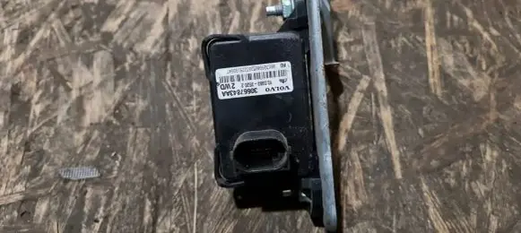 Volvo V70 ESP acceleration yaw rate sensor 30667843AA