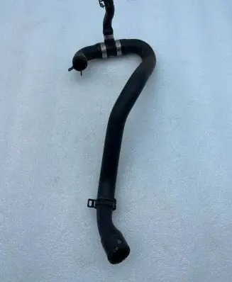 Mercedes-Benz GLE (W166 - C292) Engine coolant pipe/hose A1668304996