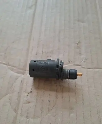 BMW 5 E39 Parking PDC sensor 8352137