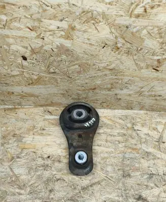 Engine mount bracket