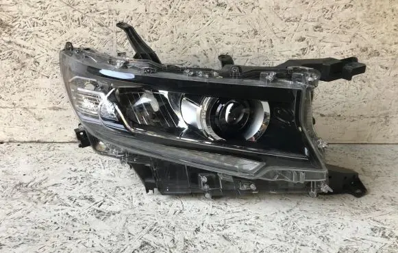 Toyota Land Cruiser (J150) Headlight/headlamp 60-266