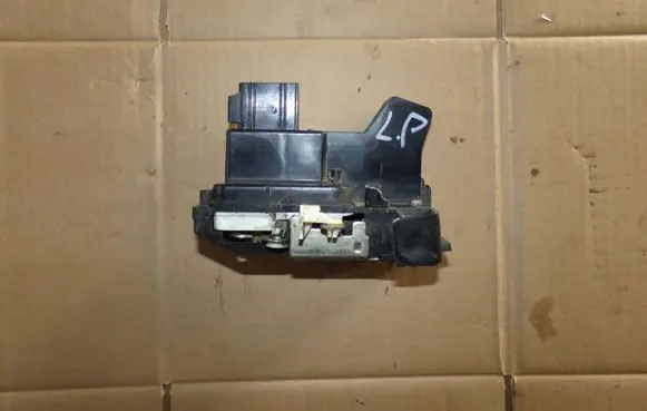 Ford Fiesta Front door lock