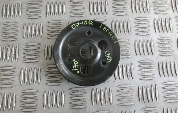 Hyundai i30 Crankshaft pulley KOOPASOWE