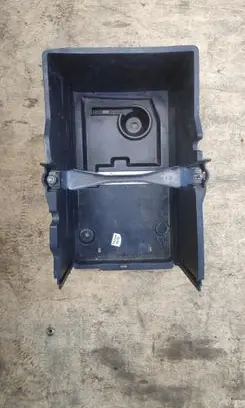 Ford Focus Battery bracket AM51-1723D