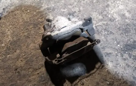 Honda Accord Front brake caliper