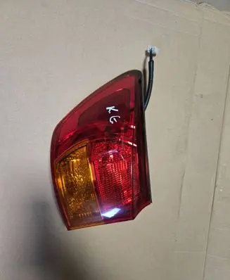 Lexus IS 220D-250-350 Rear/tail lights