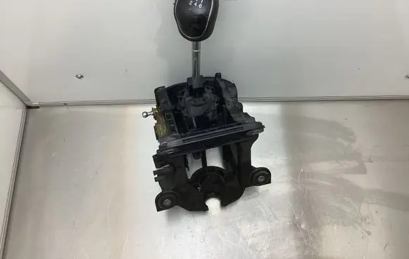 Ford Galaxy Gear shifter/selector 7G9R7C453NKA 1006489