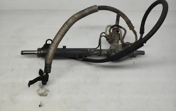 Ford Focus Steering rack 34011767LH