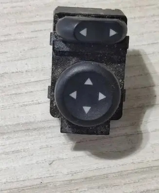 Fiat Tipo Wing mirror switch B569