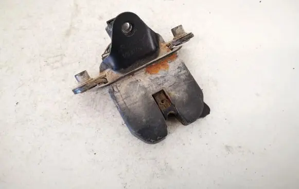 Skoda Octavia Mk2 (1Z) Tailgate/trunk/boot lock/catch/latch 1z5827501d