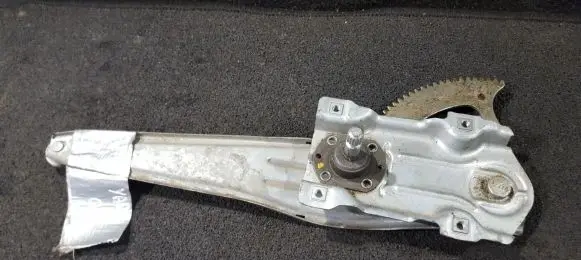 Toyota Yaris Sliding door window regulator with motor