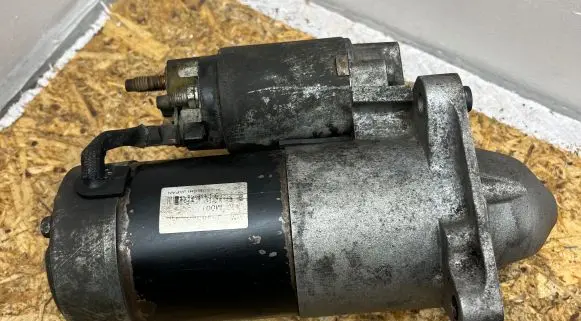 Opel Insignia A Starter motor 779859C
