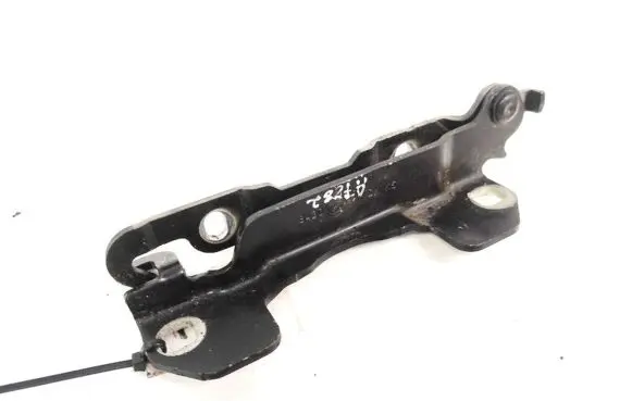 Alfa Romeo 159 Engine bonnet/hood hinges B430 DXK6