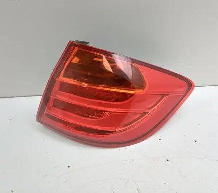 BMW 3 F30 F35 F31 Rear/tail lights 7313048