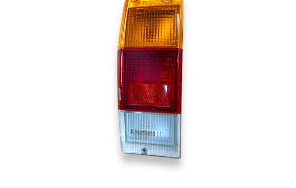 Nissan Vanette Rear/tail lights 22052422L P25212V2L 12V237W