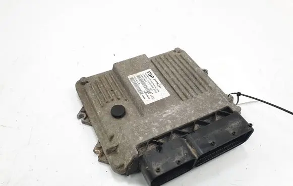 Fiat Punto (188) Engine control unit/module ECU 51796241