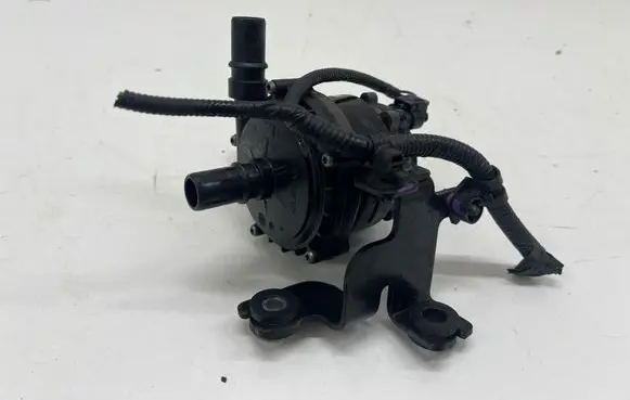 Hyundai Kona II Electric auxiliary coolant/water pump 231214S2B1 T0001824E0