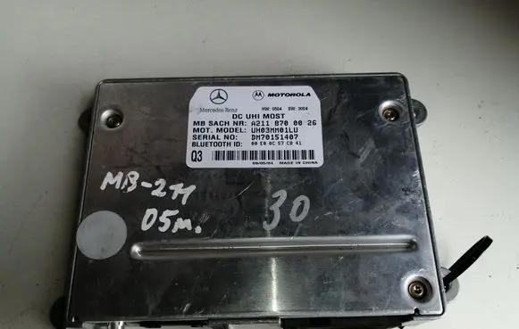 Mercedes-Benz E W211 Bluetooth control unit module A2118700026