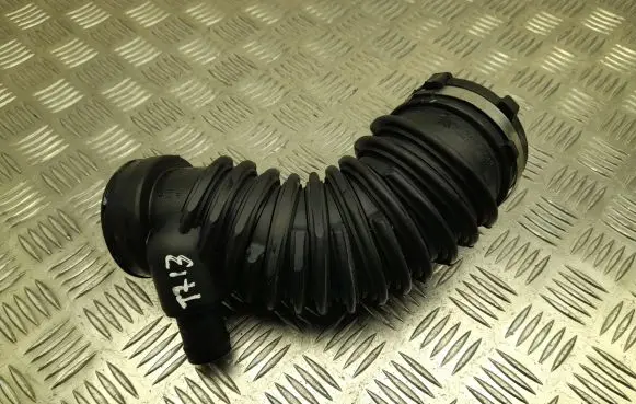 Skoda Octavia Mk4 Air intake hose/pipe 3Q0129654R