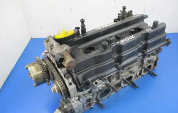 Renault Vel Satis Engine head 