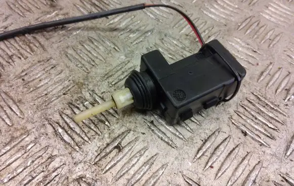 Chevrolet Captiva Fuel tank cap lock 96623003